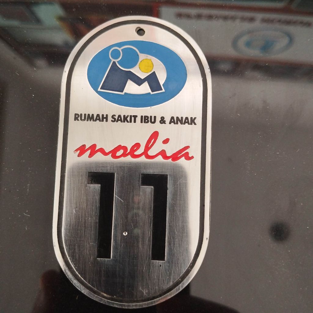 G. Kunci bahan stainless