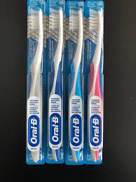 Sikat Gigi Oral B