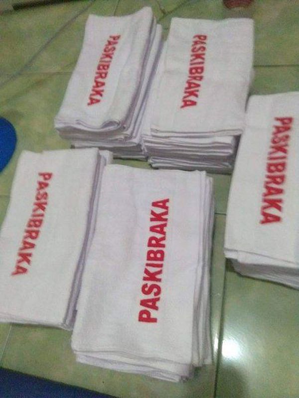 HANDUK KECIL