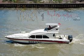 Sewa Speed Boat