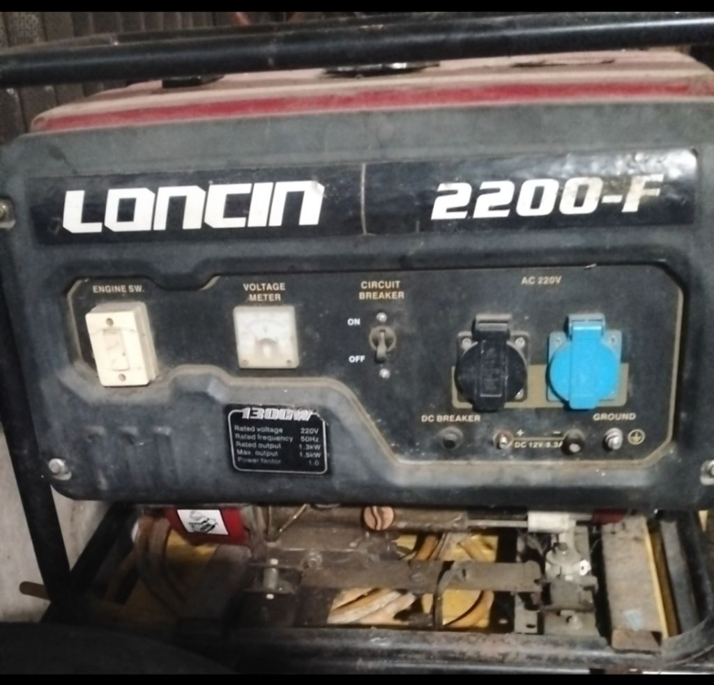 Service genset 2500w