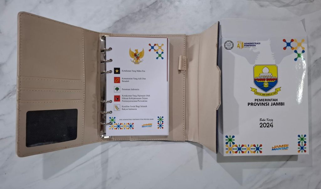 Buku agenda kerja